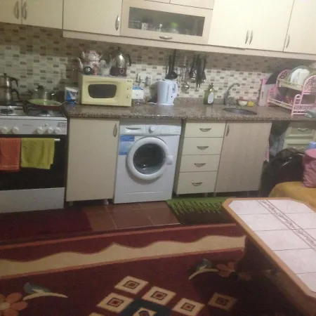 Appartement 4 Persons Flat House - Cheap Homestay Sleeping Place *