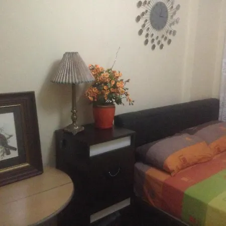 4 Persons Flat House - Cheap Homestay Sleeping Place شقة
